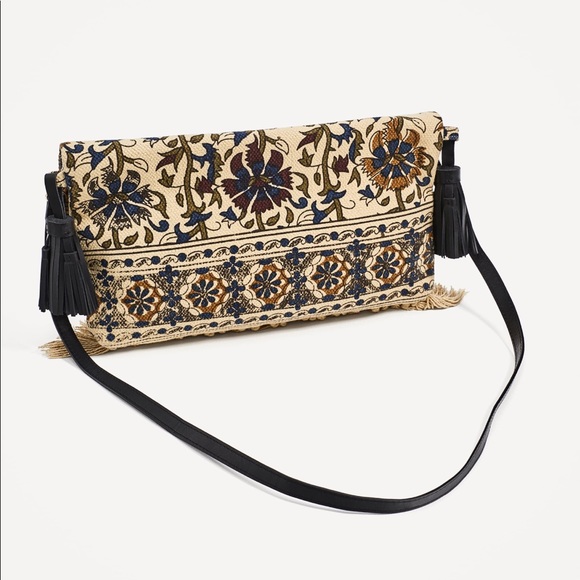 Hot style Fabric Envelope Bags With Tassels, NWT - Picture 4 of 7